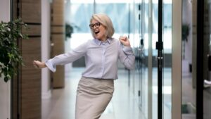 why do employee need rewards