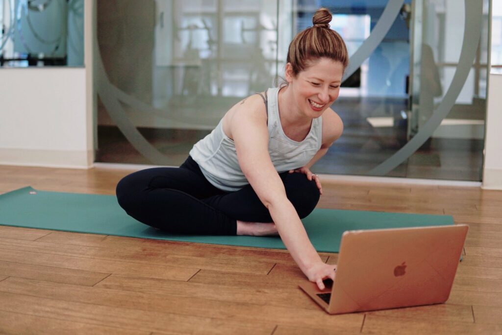 Corporate Yoga: The Benefits of Bringing Yoga to the Workplace